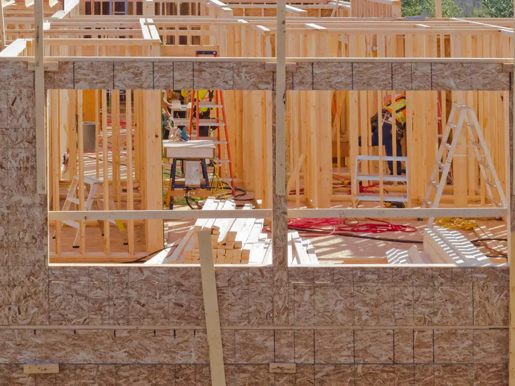 Construye una terraza de madera con las instrucciones de construcción para  tablas de terraza