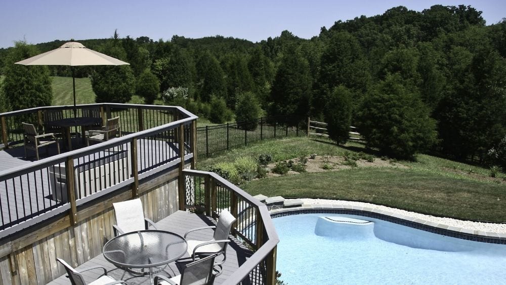 piscina-con-deck