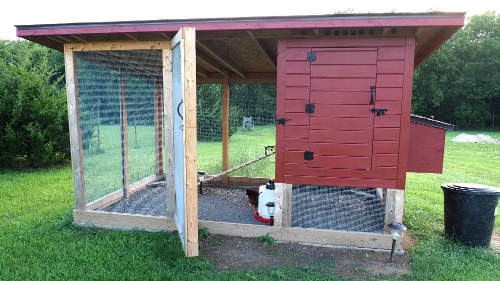 Cómo construir un gallinero para tu jardín