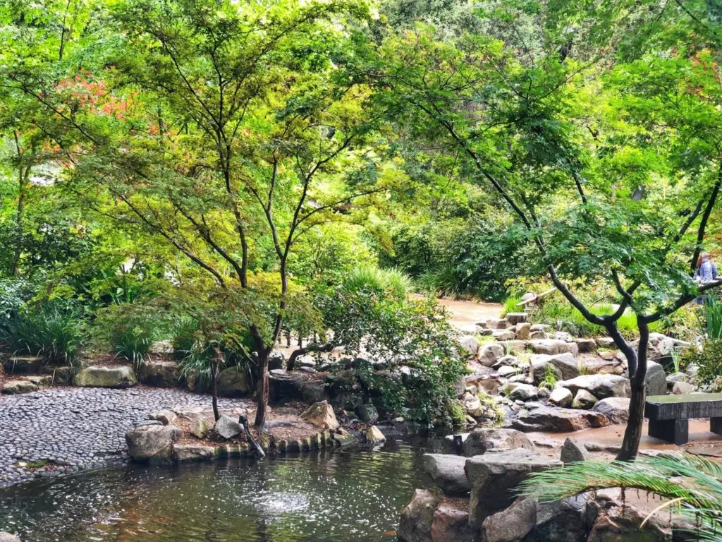 Descanso Gardens y su lago